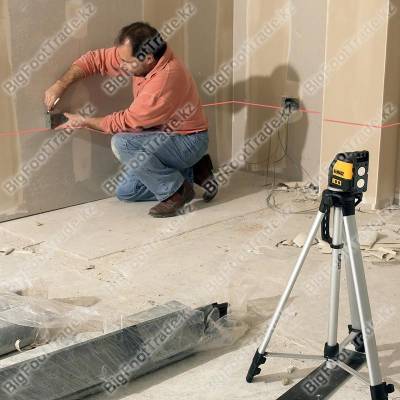 Нажмите для увеличения Лазерный нивелир dewalt